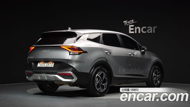 Kia Sportage 2023 — photo 2