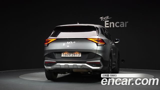 Kia Sportage 2023 — photo 4