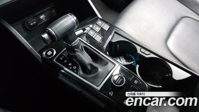 Kia Sportage 2023 — photo 9