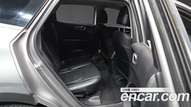 Kia Sportage 2023 — photo 12