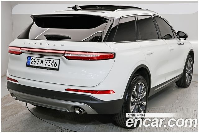Lincoln Corsair 2022 — photo 4