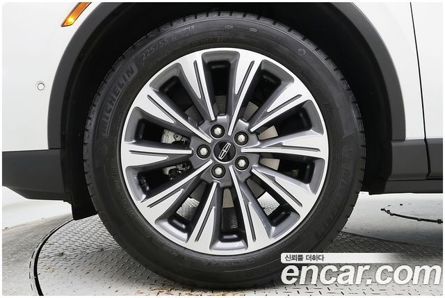 Lincoln Corsair 2022 — photo 5