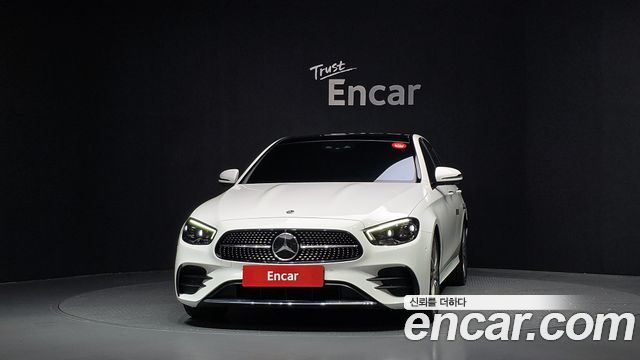 Mercedes-Benz E-Class 2022 — photo 3