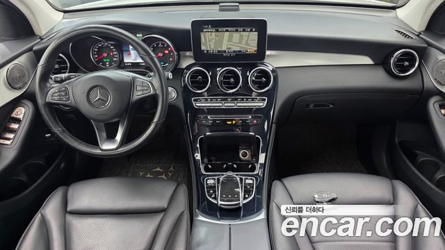 Mercedes-Benz GLC-Class 2019 — photo 10