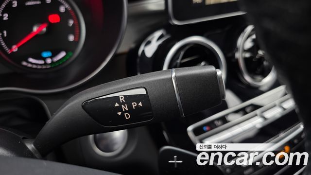 Mercedes-Benz GLC-Class 2019 — photo 12