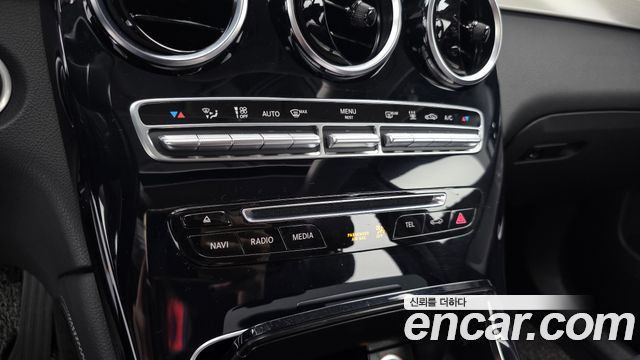 Mercedes-Benz GLC-Class 2019 — photo 26