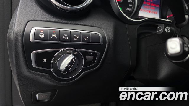Mercedes-Benz GLC-Class 2019 — photo 28