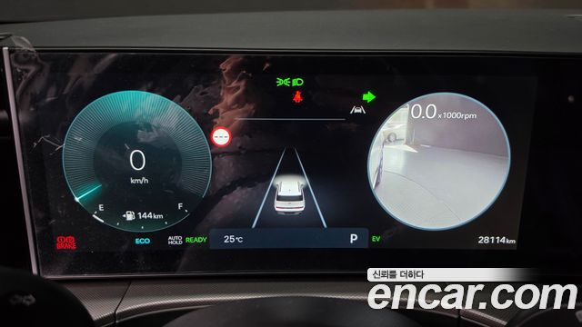 Hyundai Santafe 2024 — photo 11