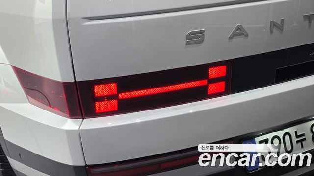 Hyundai Santafe 2024 — photo 9