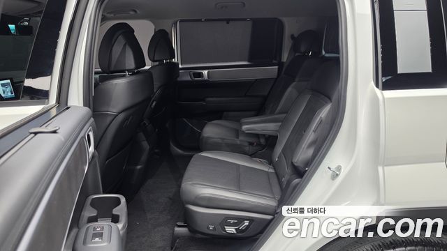 Hyundai Santafe 2024 — photo 16