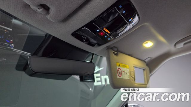 Hyundai Santafe 2024 — photo 29