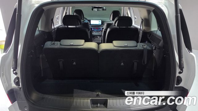 Hyundai Santafe 2024 — photo 31
