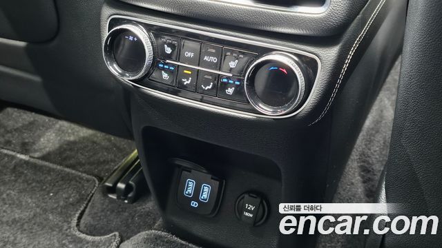 Genesis GV80 2020 — photo 22