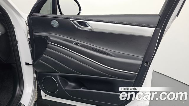 Genesis GV80 2020 — photo 14