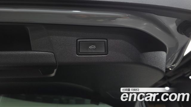 Volkswagen ID.4 2022 — photo 32