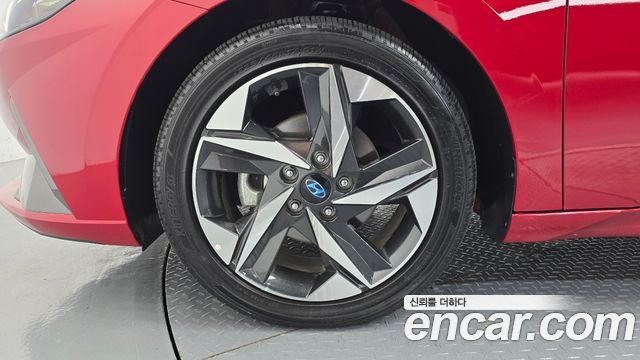 Hyundai AVANTE 2021 — photo 5