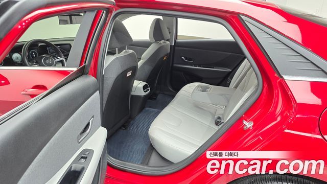 Hyundai AVANTE 2021 — photo 11