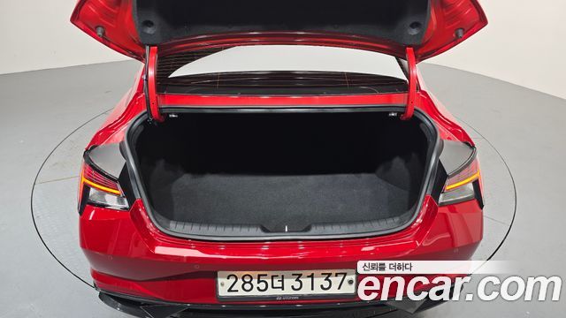 Hyundai AVANTE 2021 — photo 15