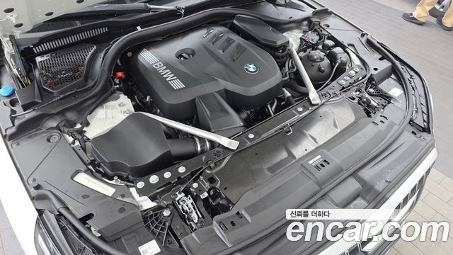 BMW 5-Series 2026 — photo 6