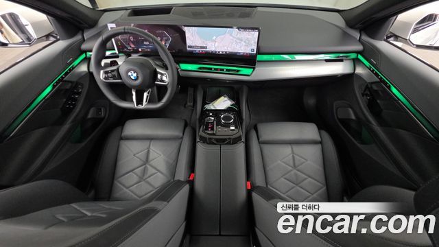 BMW 5-Series 2026 — photo 10