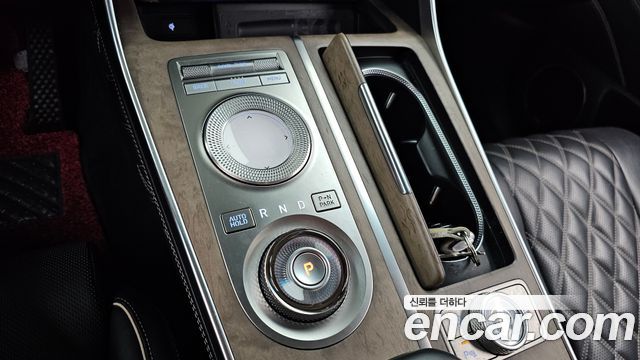 Genesis GV80 2022 — photo 12