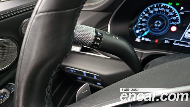 Genesis GV80 2022 — photo 29