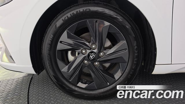 Hyundai AVANTE 2021 — photo 5