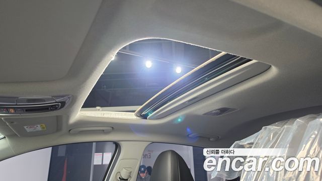 Hyundai AVANTE 2021 — photo 24