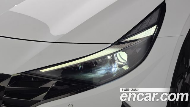 Hyundai AVANTE 2021 — photo 8