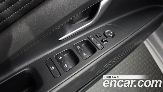 Hyundai AVANTE 2021 — photo 41