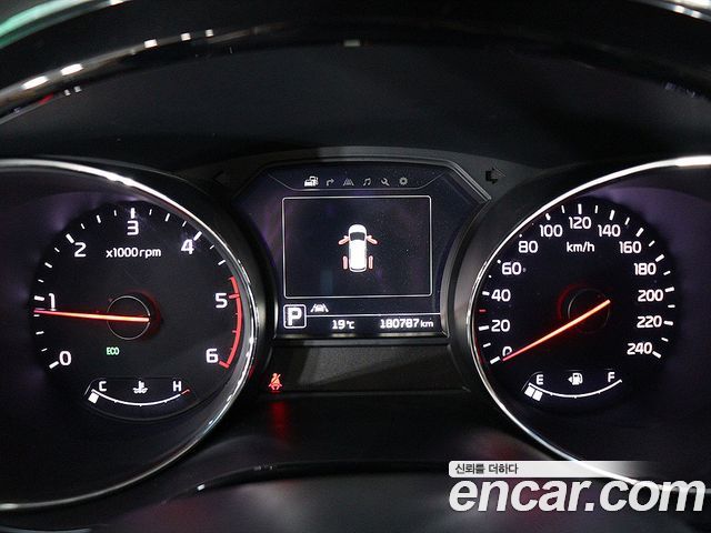 Kia Canival 2017 — photo 6