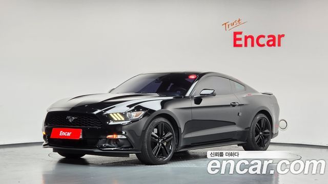 Ford Mustang 2015 — photo 1
