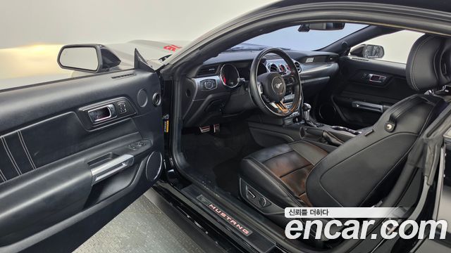 Ford Mustang 2015 — photo 10