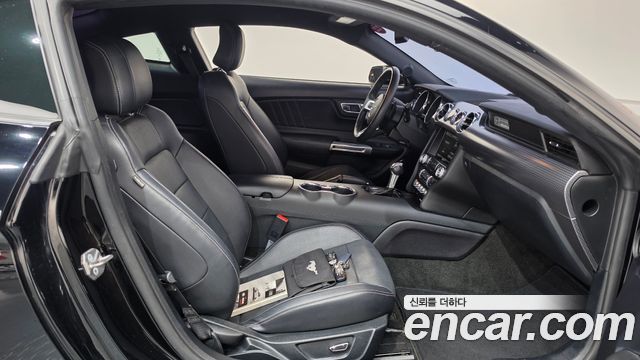 Ford Mustang 2015 — photo 11