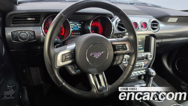 Ford Mustang 2015 — photo 13