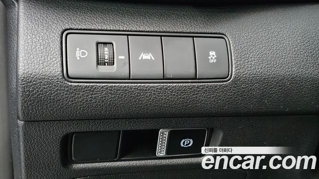 Hyundai Santafe 2021 — photo 13