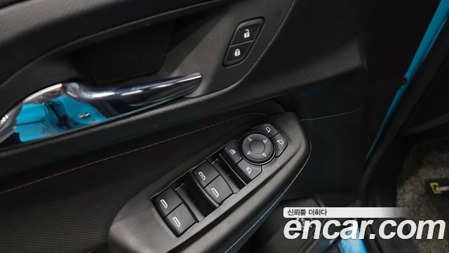 Chevrolet Korea Trailblazer 2022 — photo 13