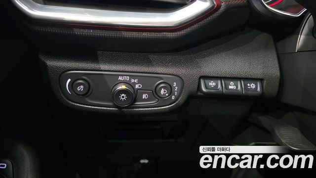 Chevrolet Korea Trailblazer 2022 — photo 14