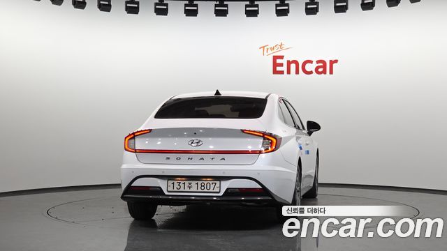 Hyundai Sonata 2023 — photo 4