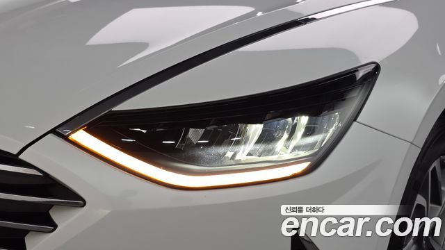 Hyundai Sonata 2023 — photo 8