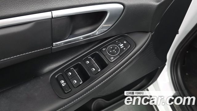 Hyundai Sonata 2023 — photo 29