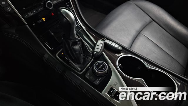 Infiniti Q50 2014 — photo 12