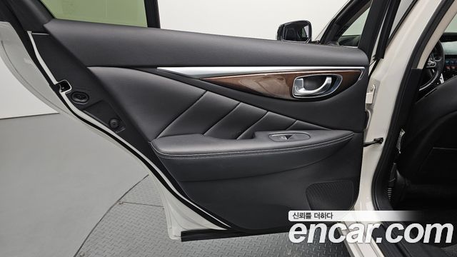 Infiniti Q50 2014 — photo 15
