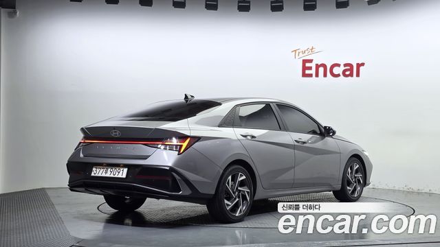 Hyundai AVANTE 2025 — photo 2