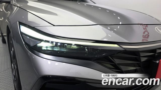 Hyundai AVANTE 2025 — photo 8