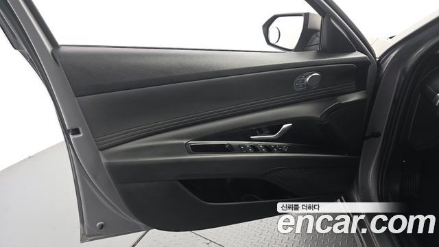 Hyundai AVANTE 2025 — photo 14