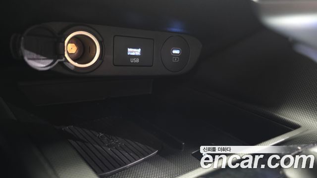 Hyundai AVANTE 2025 — photo 31