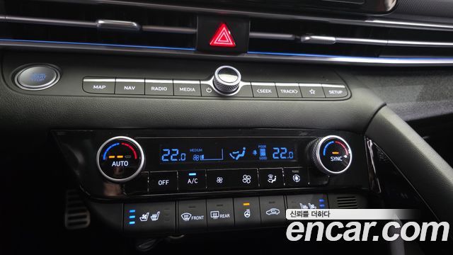 Hyundai AVANTE 2025 — photo 32