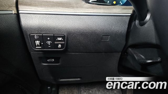 Kia K5 2022 — photo 23