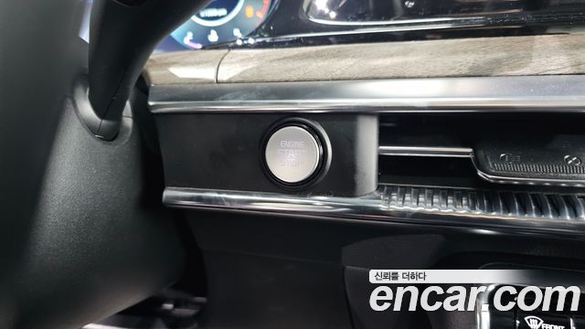 Kia K5 2022 — photo 27
